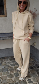 LOENA jogger set cream