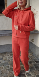 LOENA jogger set terracotta