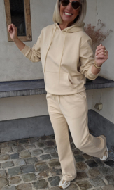LOENA jogger set cream