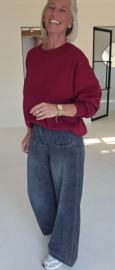 HAPPY IN A MILLION LITTLE WAYS sweatshirt burgundy