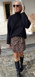 SNUGGLE loose turtleneck knit black