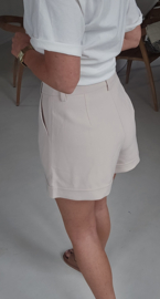 ANNAH tailored shorts soft beige