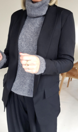 CLASSY CHIQUE blazer black