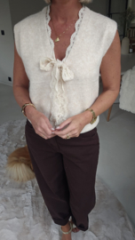 LACE WHISPER sleeveless cardigan beige