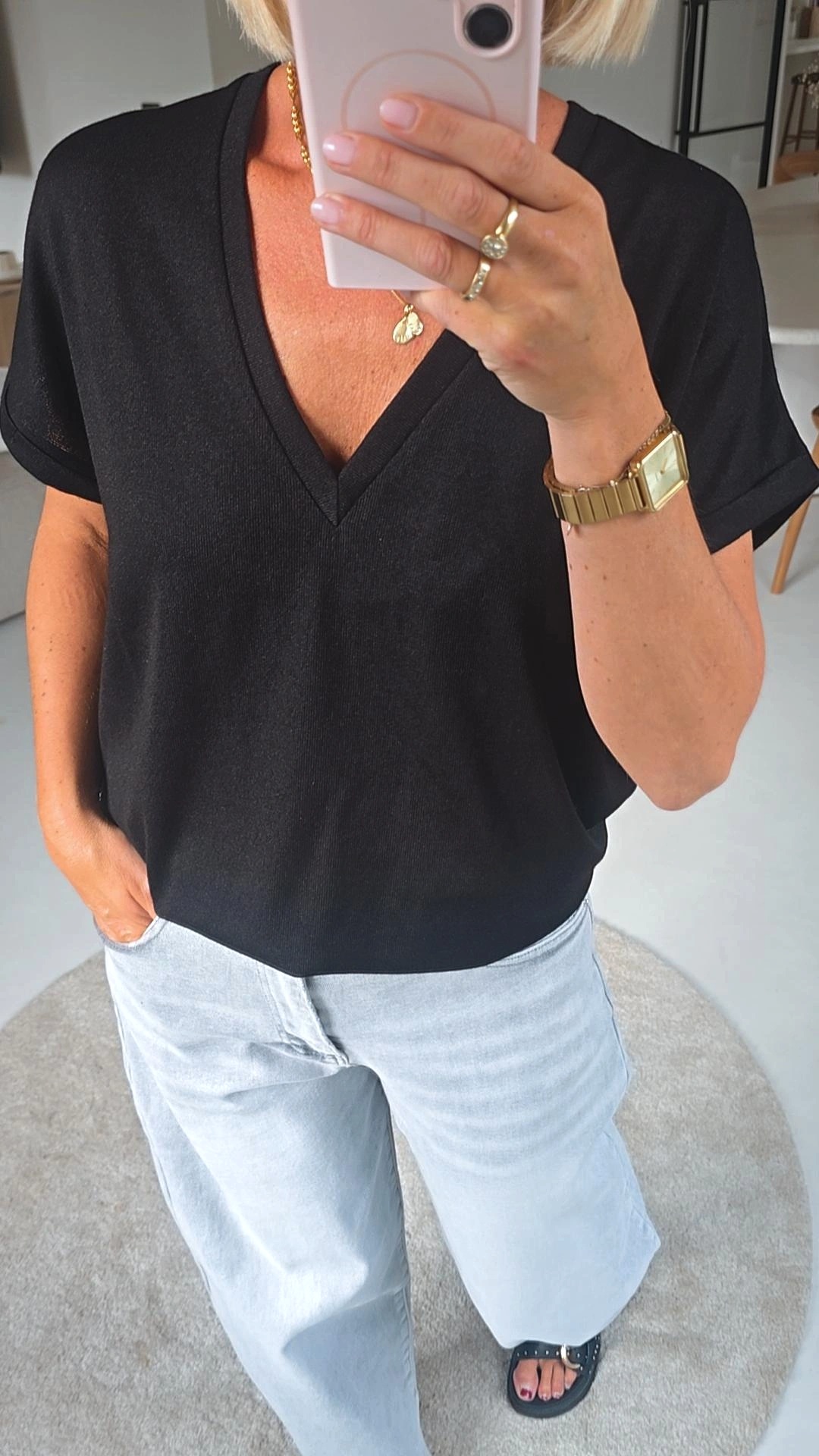 INA viscose tee black