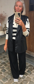 KRISTIE sleeveless PU blazer black