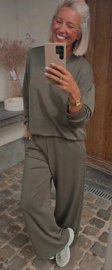 MAYBRITT jogger set khaki