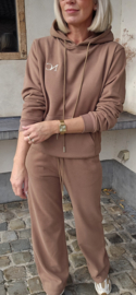 LOENA jogger set taupe