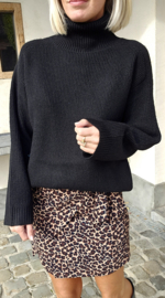 SNUGGLE loose turtleneck knit black