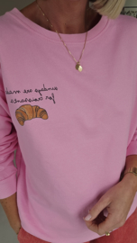 SUNDAYS ARE FOR CROISSANTS cotton sweatshirt pink