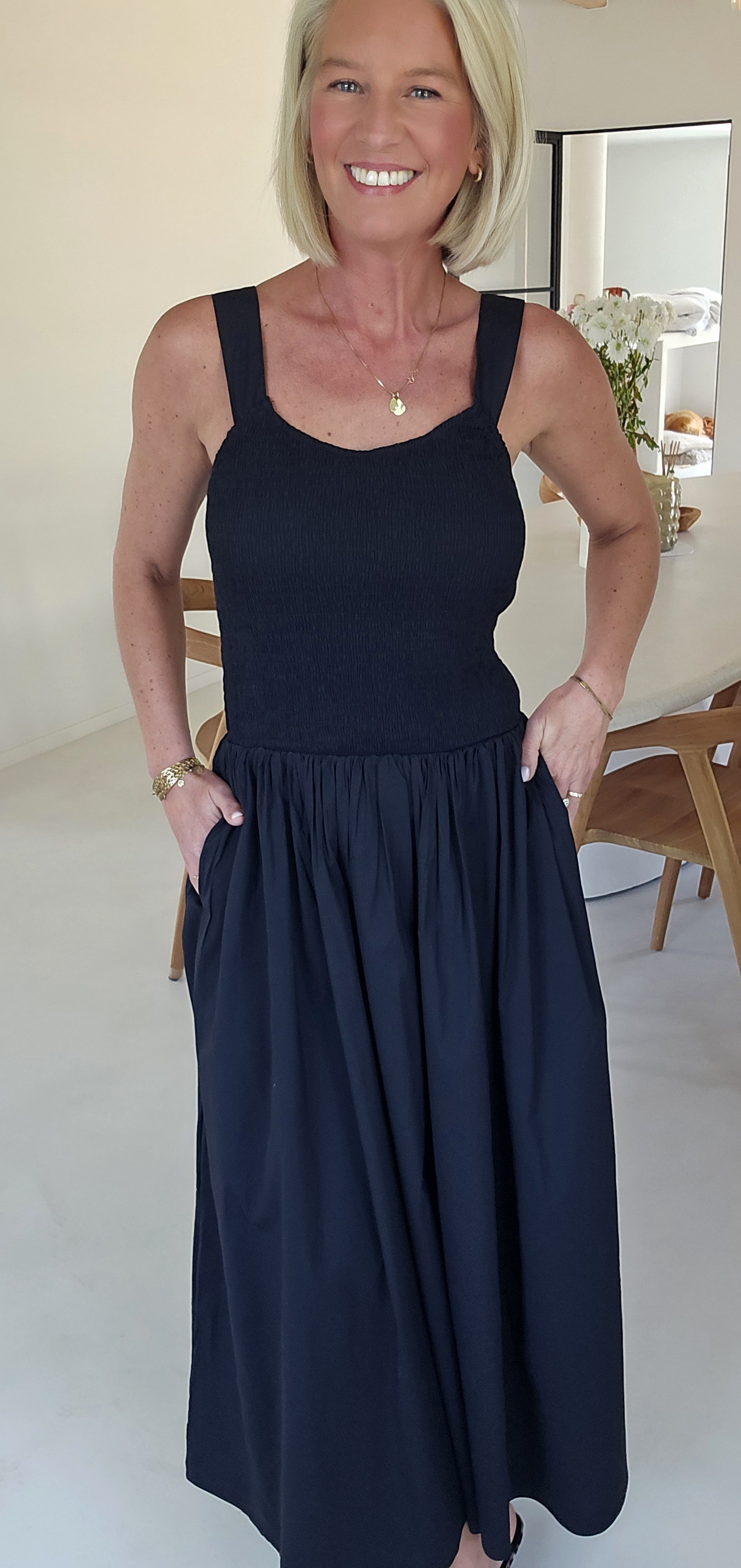MOENIA maxi dress black