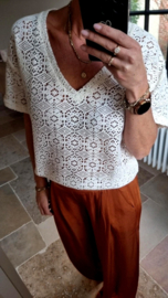 NAPOLI lace blouse ecru