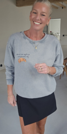 SUNDAYS ARE FOR CROISSANTS cotton sweatshirt grey
