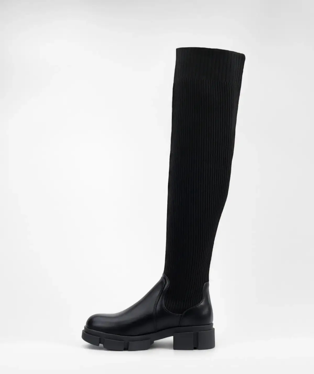 GERDE over the knee boots black