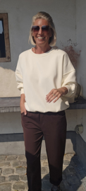 HAPPY IN A MILLION LITTLE WAYS sweatshirt vanilla
