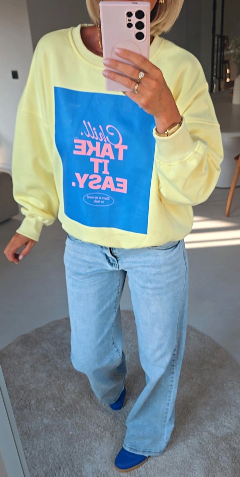 TAKE IT EASY sweatshirt yellow
