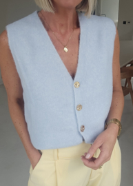 MAURA sleeveless knit cardigan pastel blue
