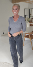 MILIA v-neck basic knit grey