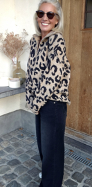 LEO zip knit