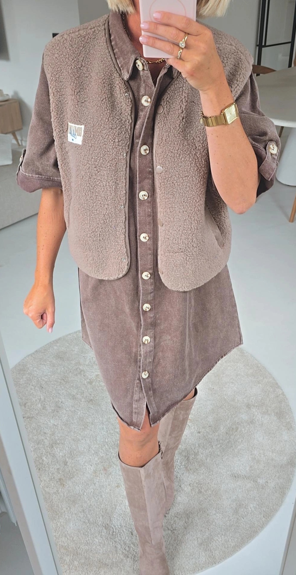 SIL 2 sleeveless teddy jacket taupe