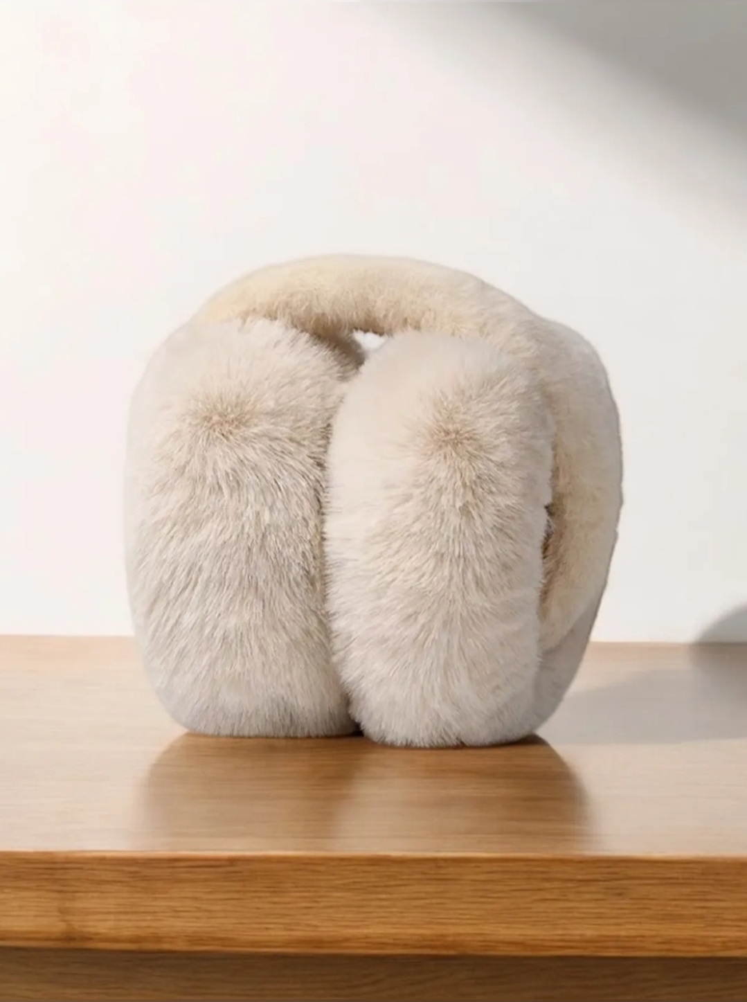 FANNY foldable faux fur earmuffs soft beige