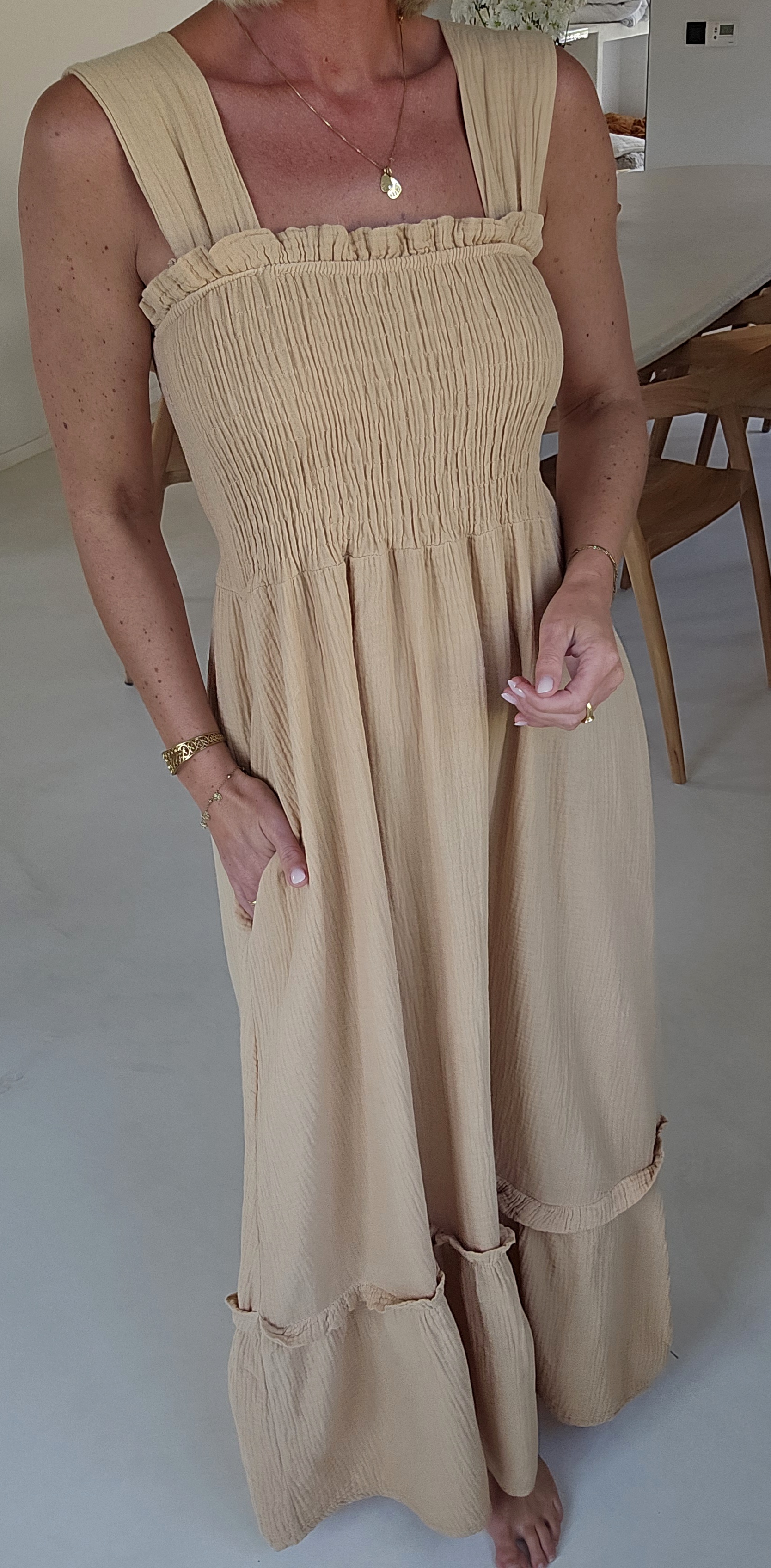 TONIA maxi tetra smock dress camel