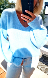 BUYorCRY sweater baby blue