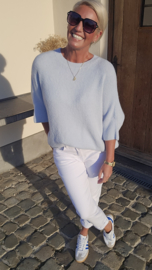 CLOUD soft oversized knit pastel blue
