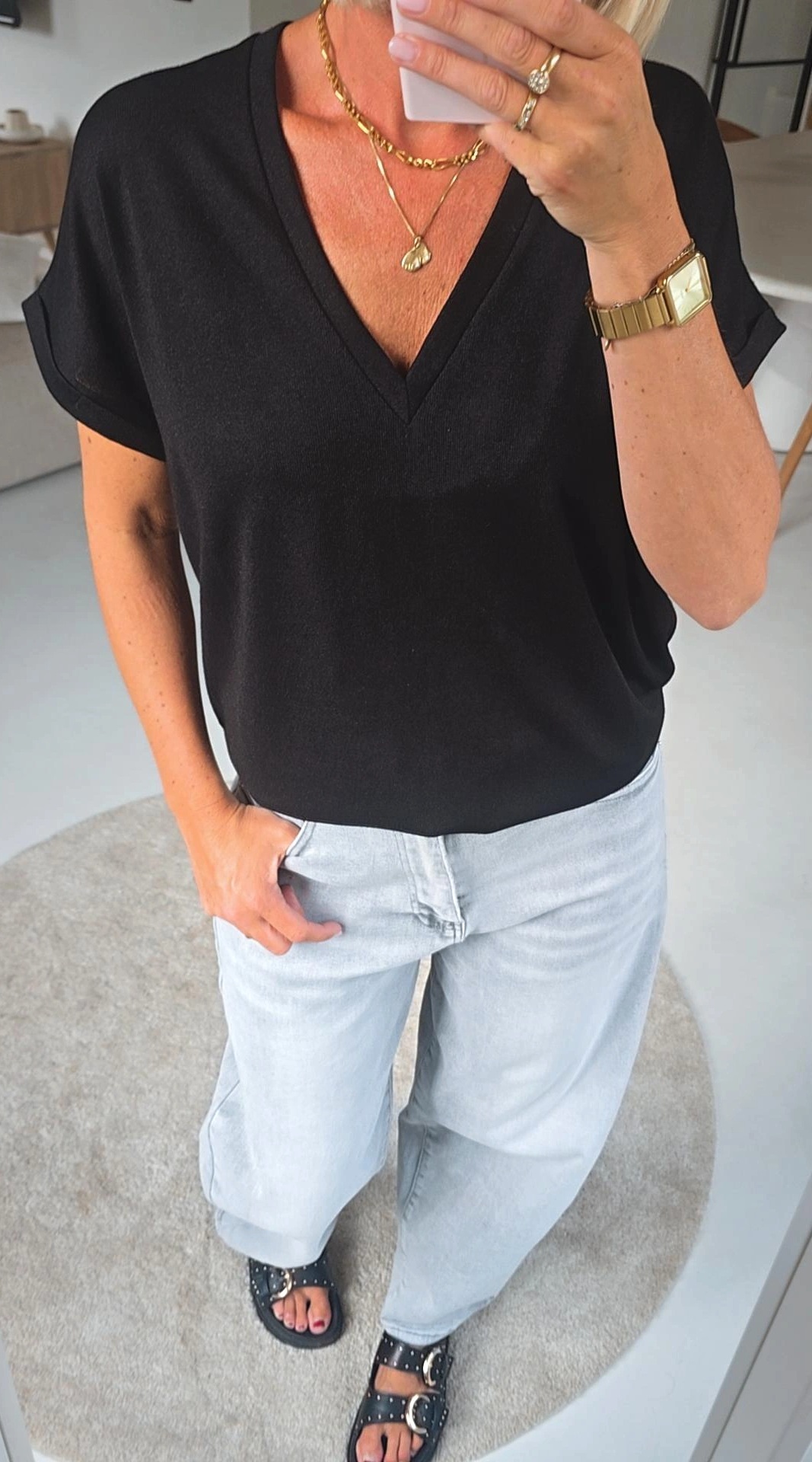 INA viscose tee black