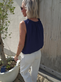 SENI top navy