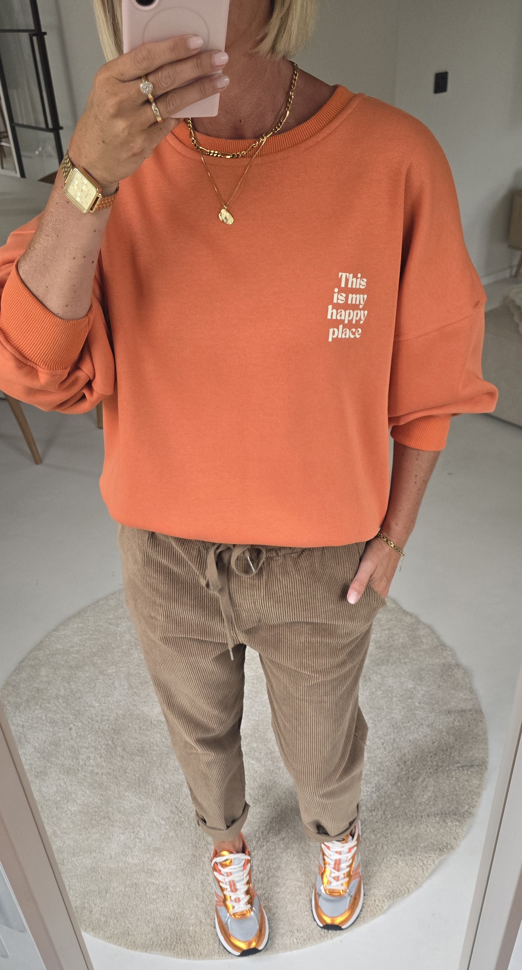 THIS IS MY HAPPY PLACE sweatshirt orange