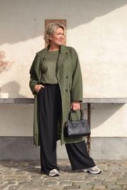 PIPPA flowy wide leg pants black curvy line