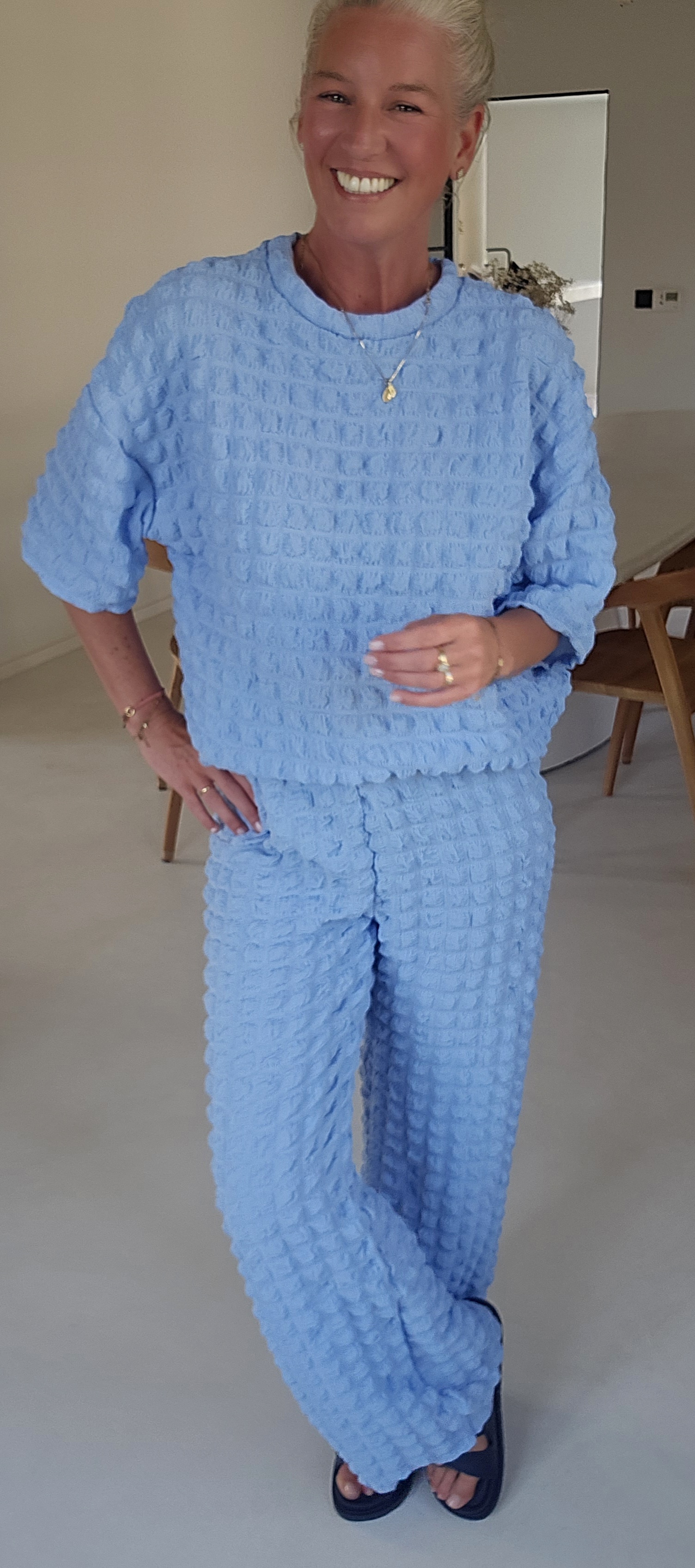 BUYorCRY bubble set blue