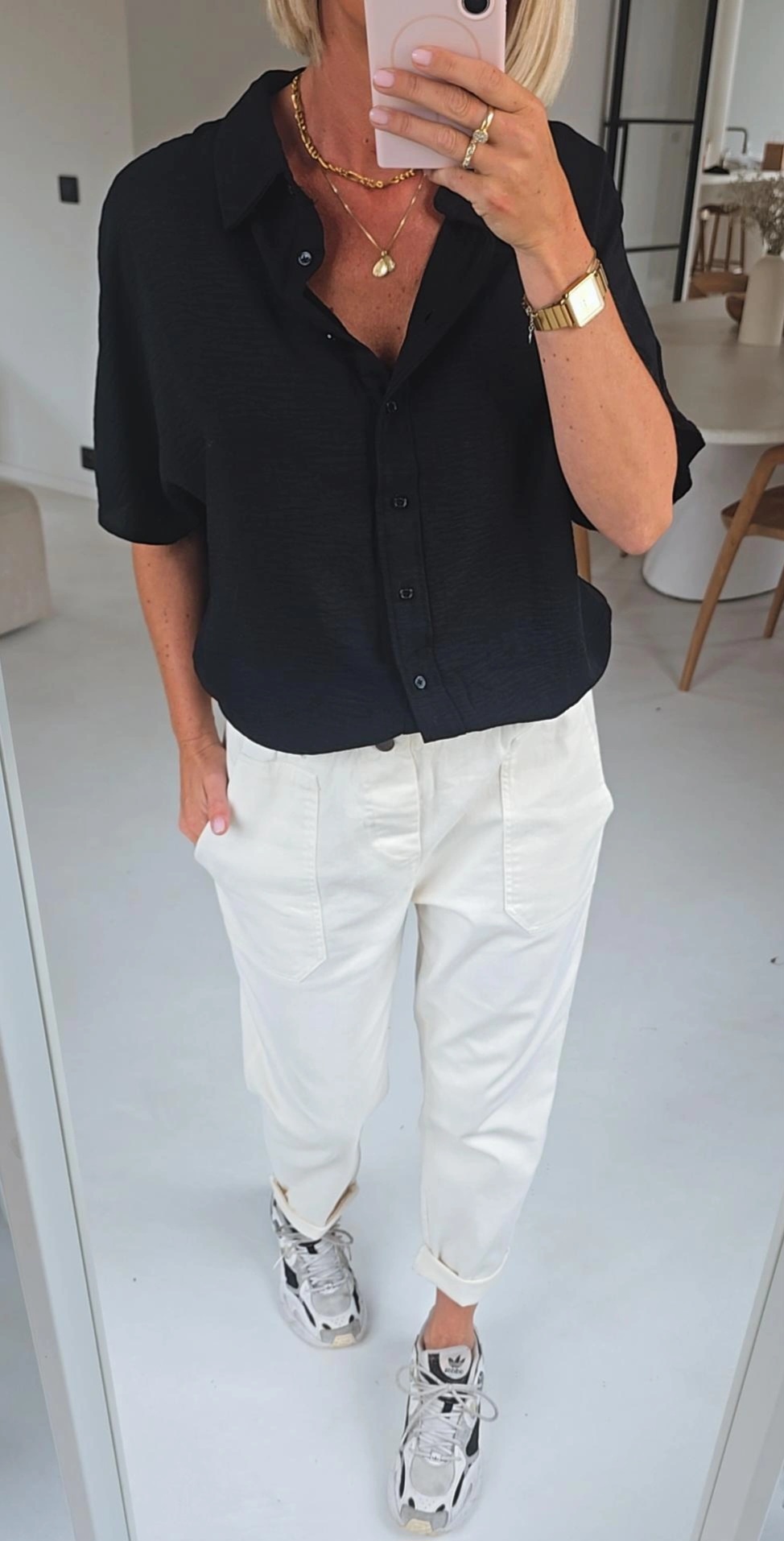 MIA short-sleeved shirt black