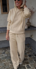 LOENA jogger set cream