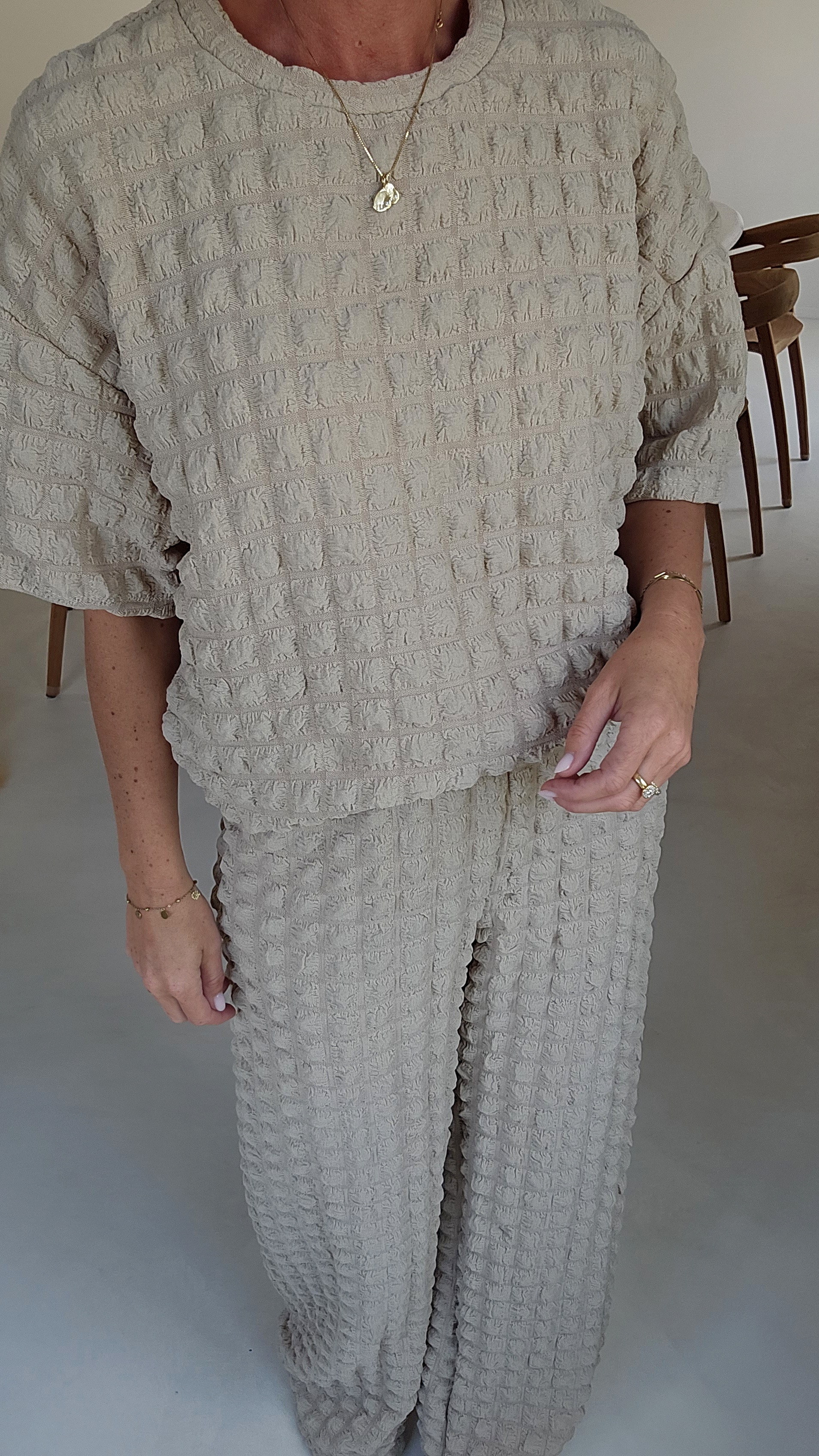 BUYorCRY bubble set beige