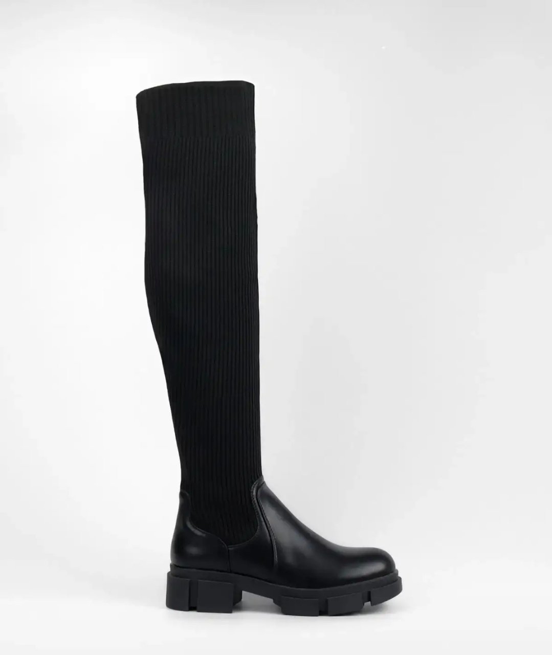 GERDE over the knee boots black