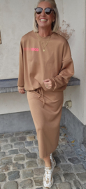 GOOD VIBES sweatshirt camel