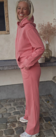 LOENA jogger set pink