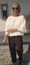 HAPPY IN A MILLION LITTLE WAYS sweatshirt vanilla