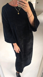 MANDU soft velvet maxi dress black