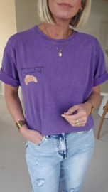 SUNDAYS ARE FOR CROISSANTS cotton T-shirt purple