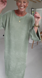 MANDU soft velvet maxi dress olive