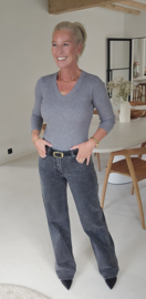 MILIA v-neck basic knit grey