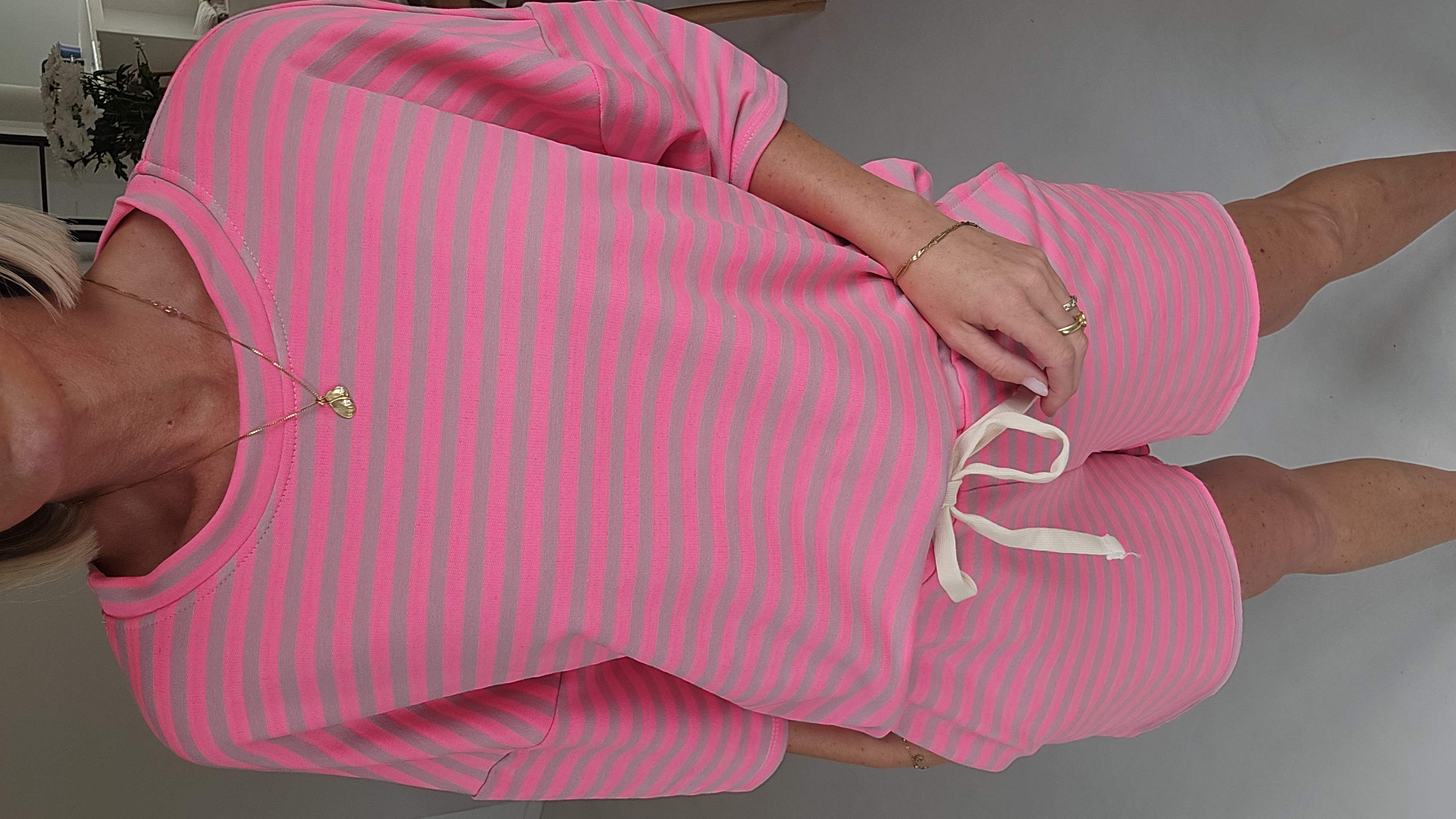 SOENI striped sweatshirt set neon pink taupe