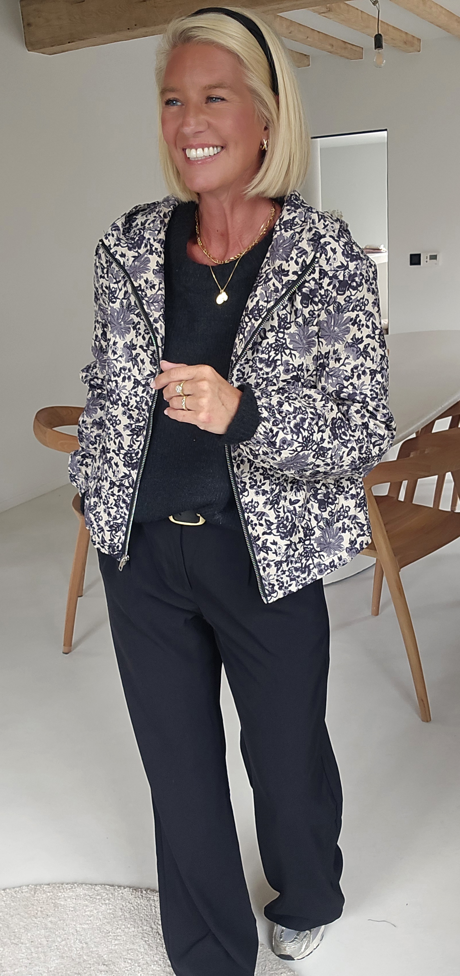 CILOU jacket with hoodie black
