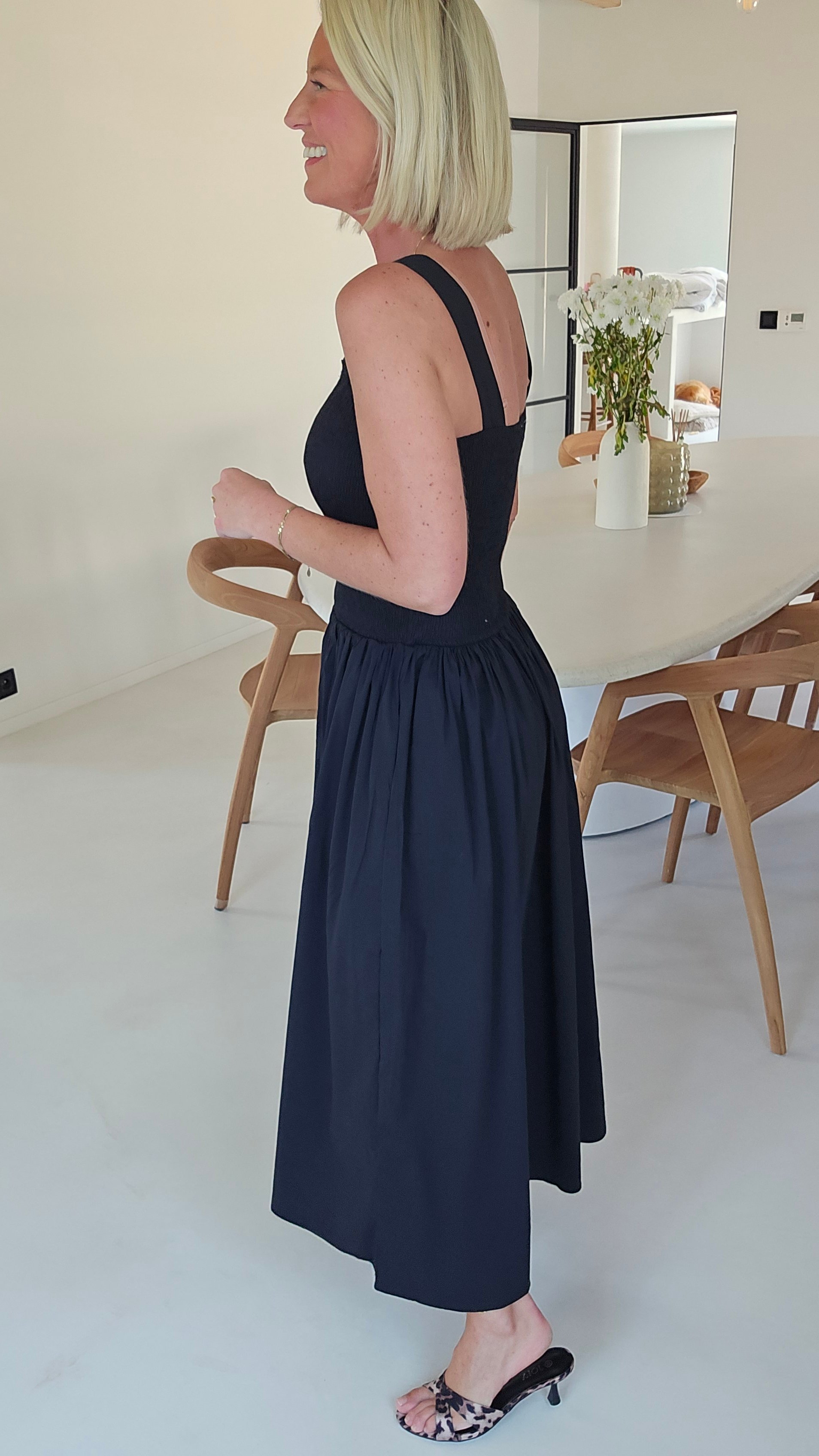 MOENIA maxi dress black