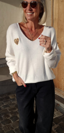 LEO HEART knit off-white