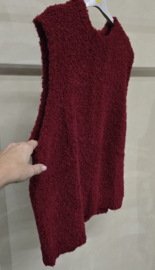 SONJA sleeveless teddy knit burgundy