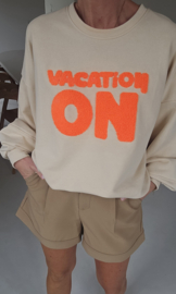 VACATION ON sweatshirt beige